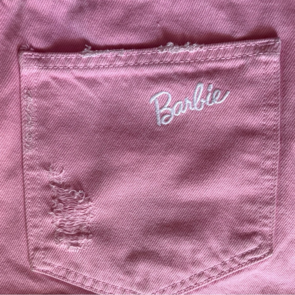 Show Me Your Mumu x Barbie Raleigh Roll Up Shorts – Size 28 Pink - Picture 3 of 9